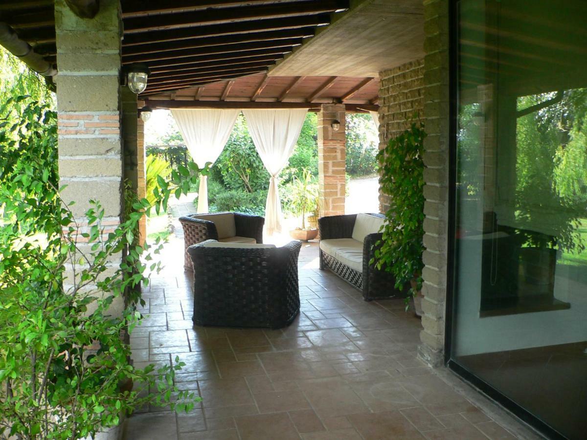 Villa Con Piscina Canale Monterano Exterior photo